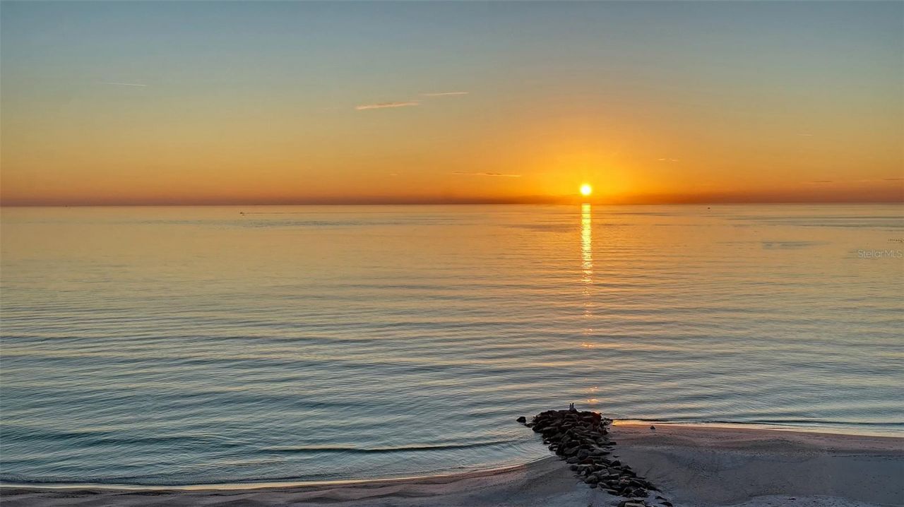 2052 Benjamin Franklin Drive, Unit D702, Sarasota, FL 34236 Photo