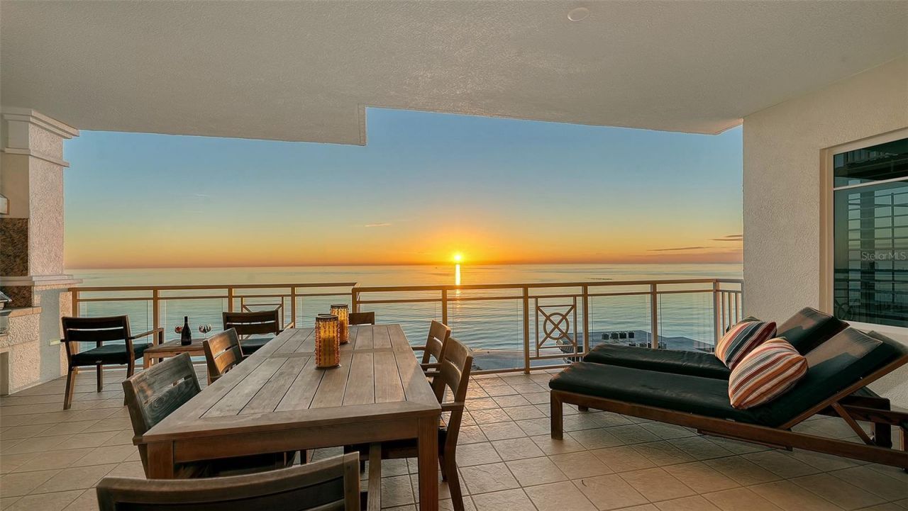 2052 Benjamin Franklin Drive, Unit D702, Sarasota, FL 34236 Photo