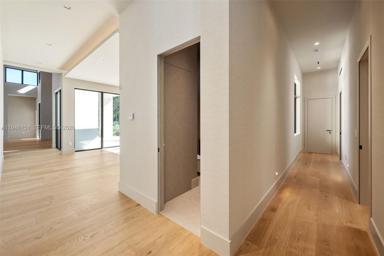 7725 SW 114th St, Pinecrest, FL 33156 Photo