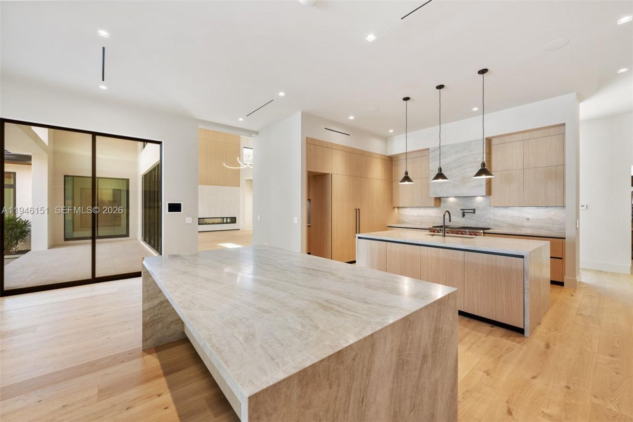 7725 SW 114th St, Pinecrest, FL 33156 Photo