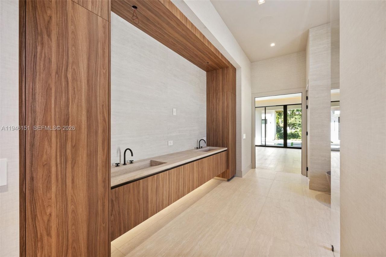 7725 SW 114th St, Pinecrest, FL 33156 Photo