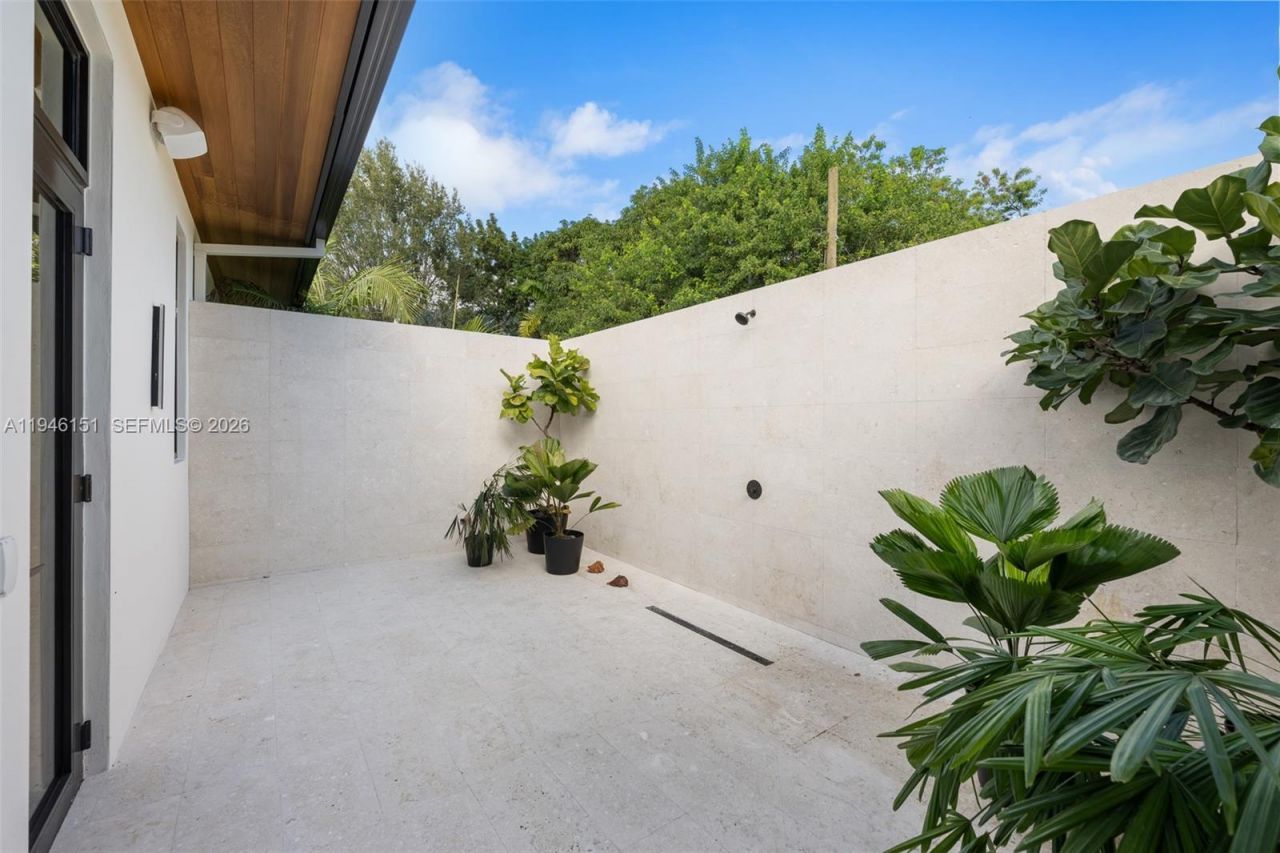 7725 SW 114th St, Pinecrest, FL 33156 Photo