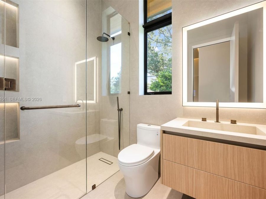Property Image 70