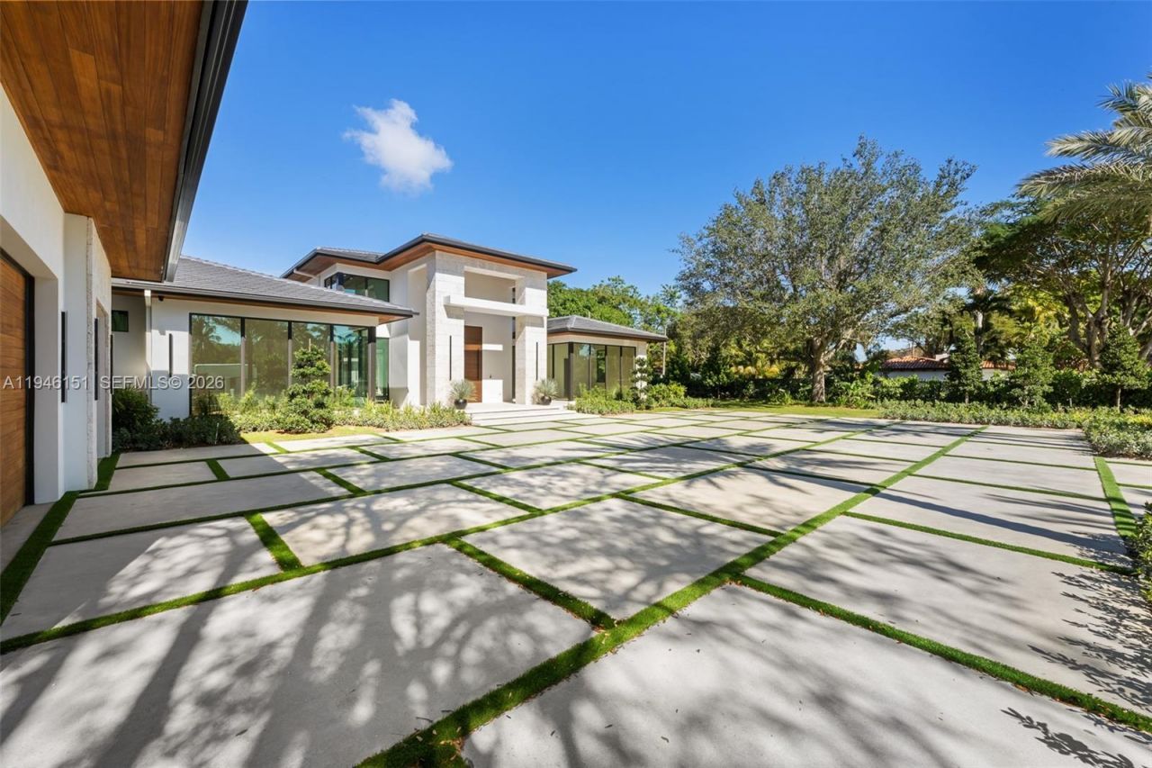 7725 SW 114th St, Pinecrest, FL 33156 Photo