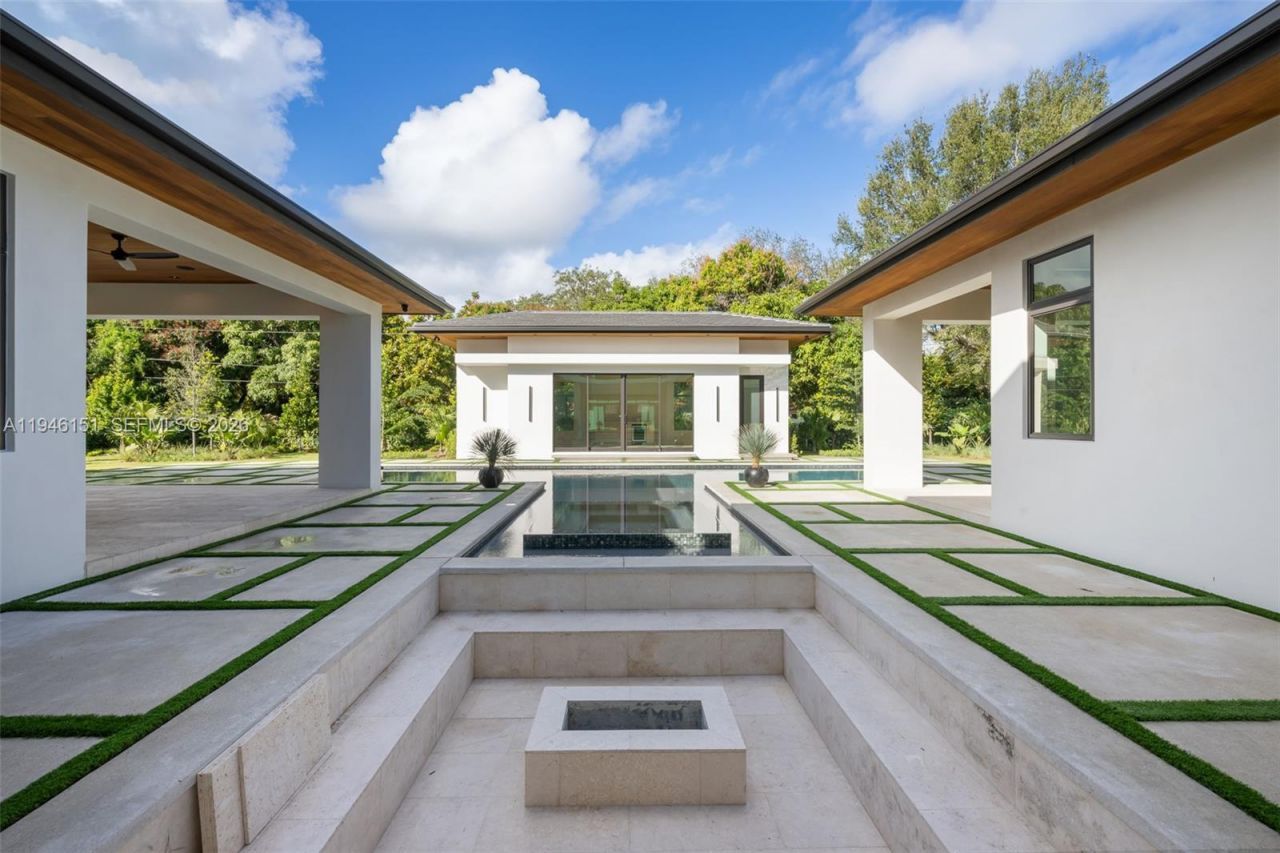 7725 SW 114th St, Pinecrest, FL 33156 Photo