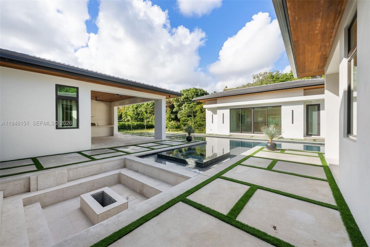 7725 SW 114th St, Pinecrest, FL 33156 Photo