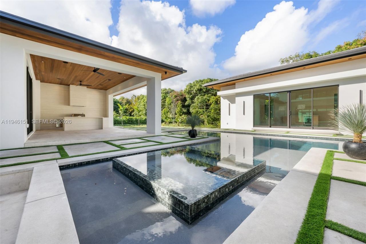 7725 SW 114th St, Pinecrest, FL 33156 Photo