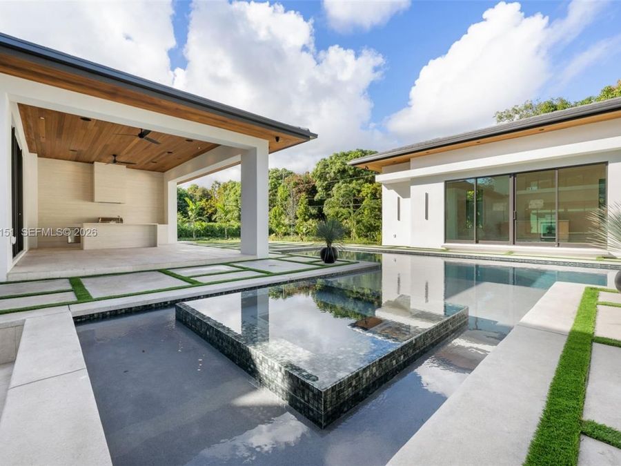 Property Image 81