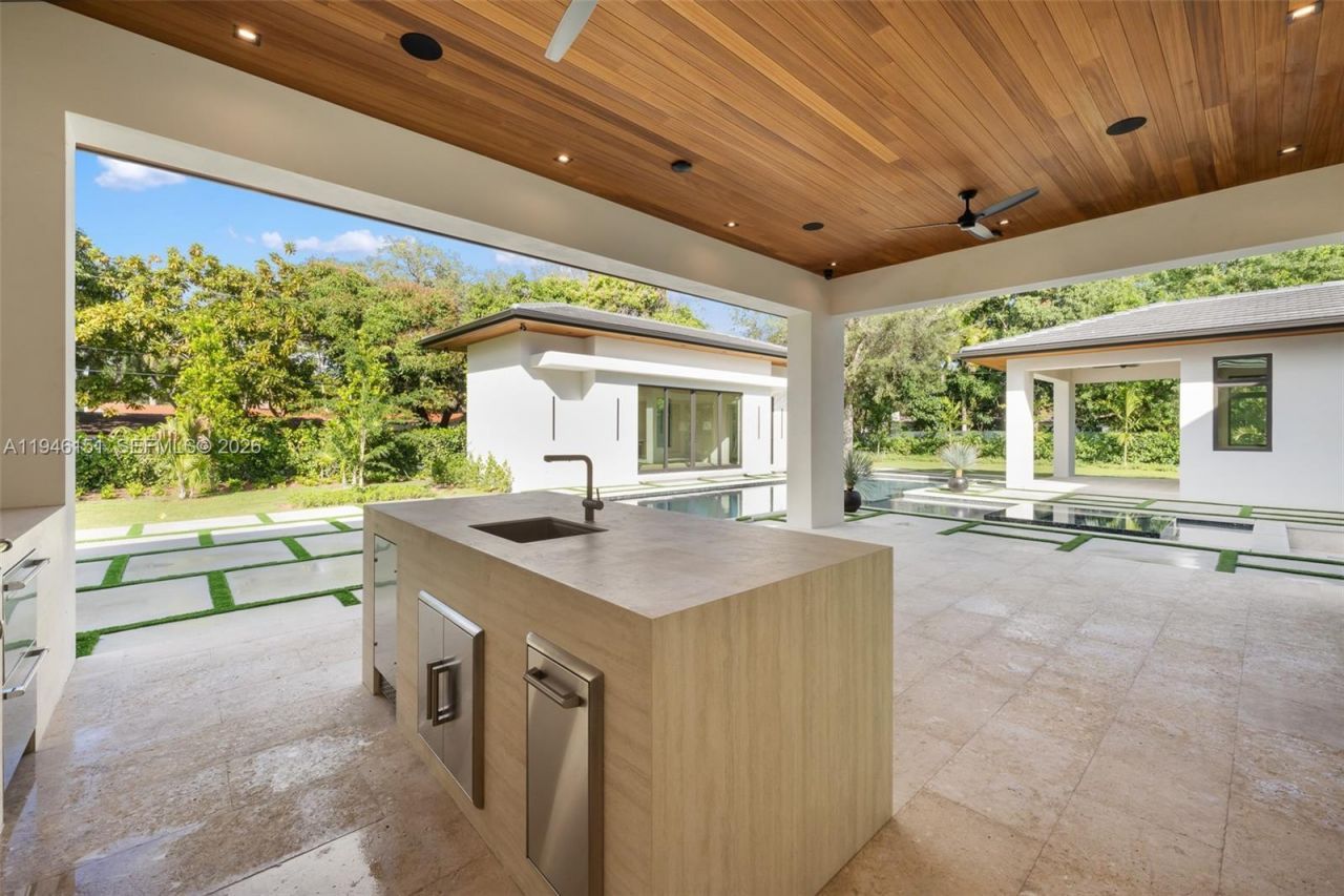 7725 SW 114th St, Pinecrest, FL 33156 Photo