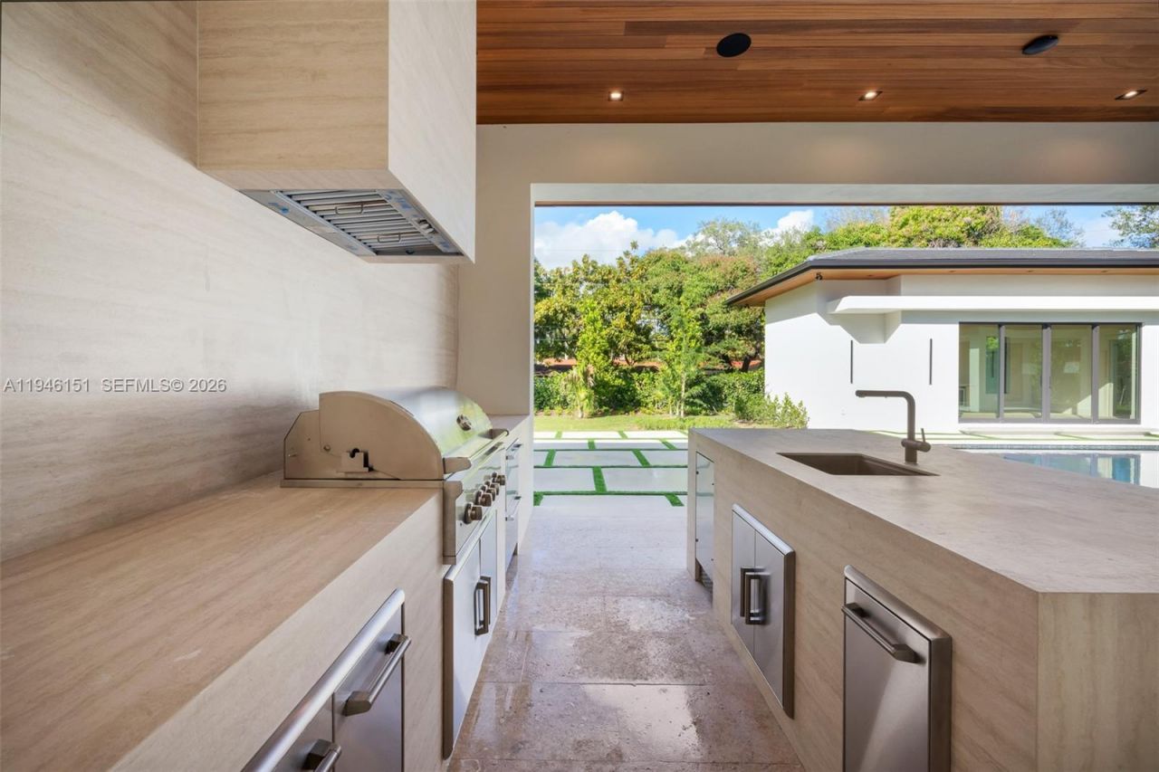 7725 SW 114th St, Pinecrest, FL 33156 Photo