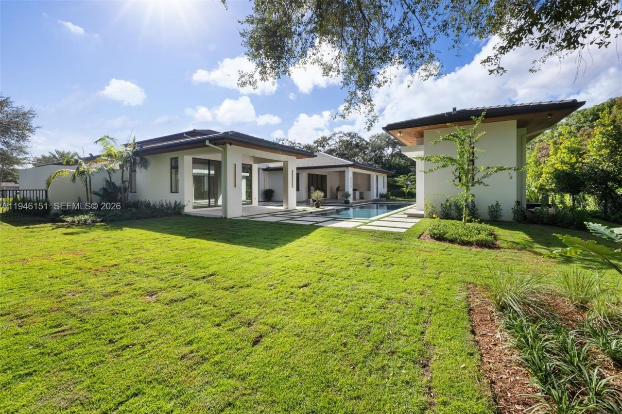 7725 SW 114th St, Pinecrest, FL 33156 Photo