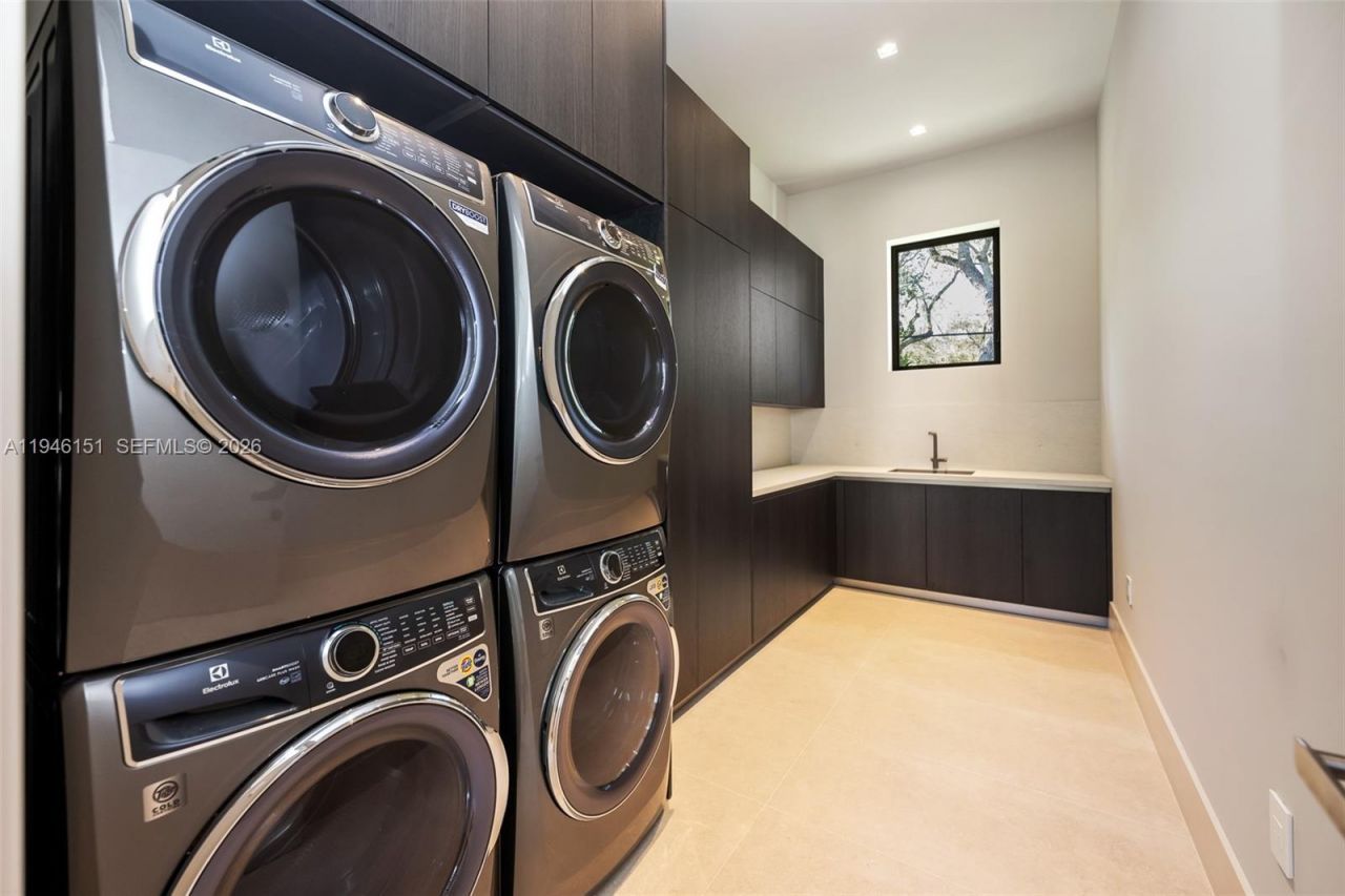 7725 SW 114th St, Pinecrest, FL 33156 Photo