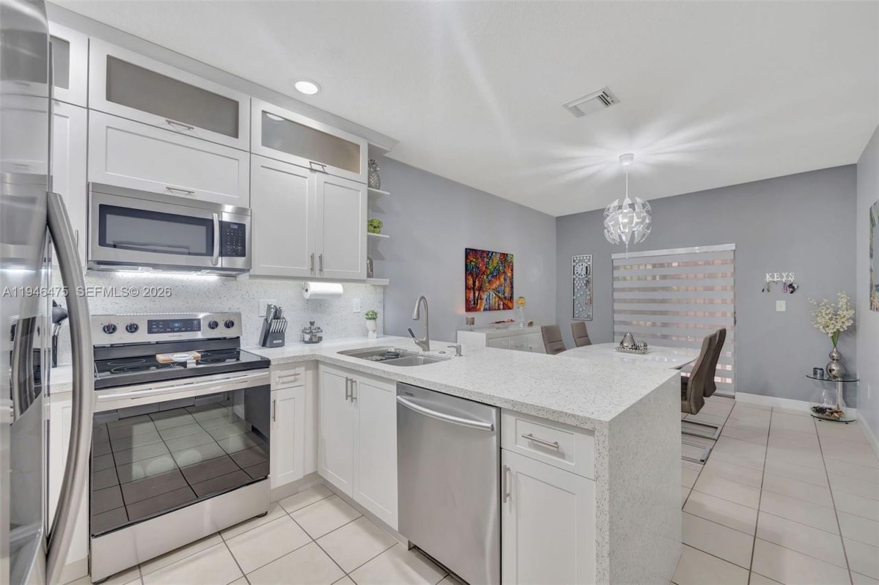 11227 SW 230th Ter, Unit 11227, Miami, FL 33170 Photo