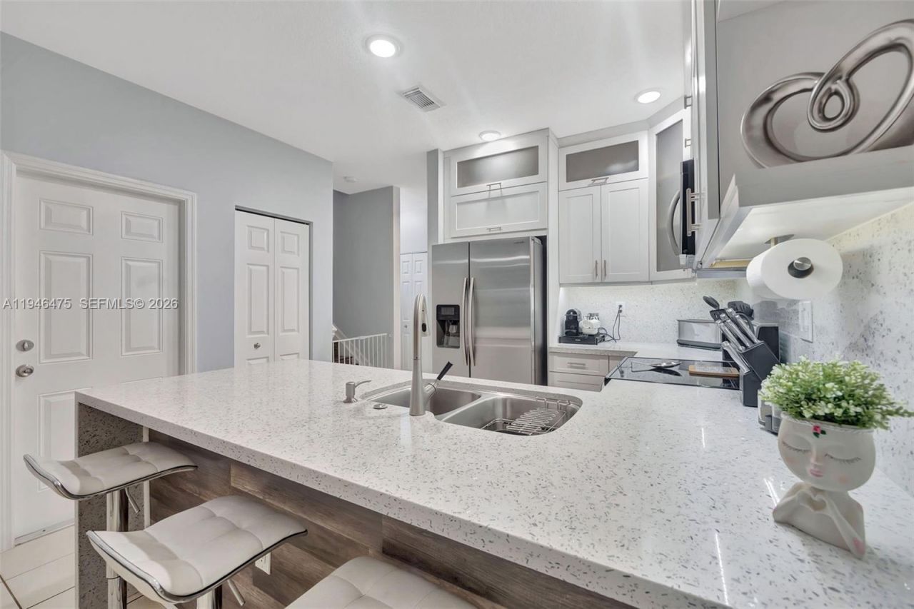 11227 SW 230th Ter, Unit 11227, Miami, FL 33170 Photo