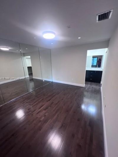 20005 NE 3rd Ct, Unit 6, Miami, FL 33179 Photo