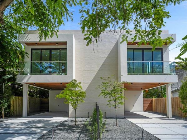 223 NW 51st St , Miami, FL 33127