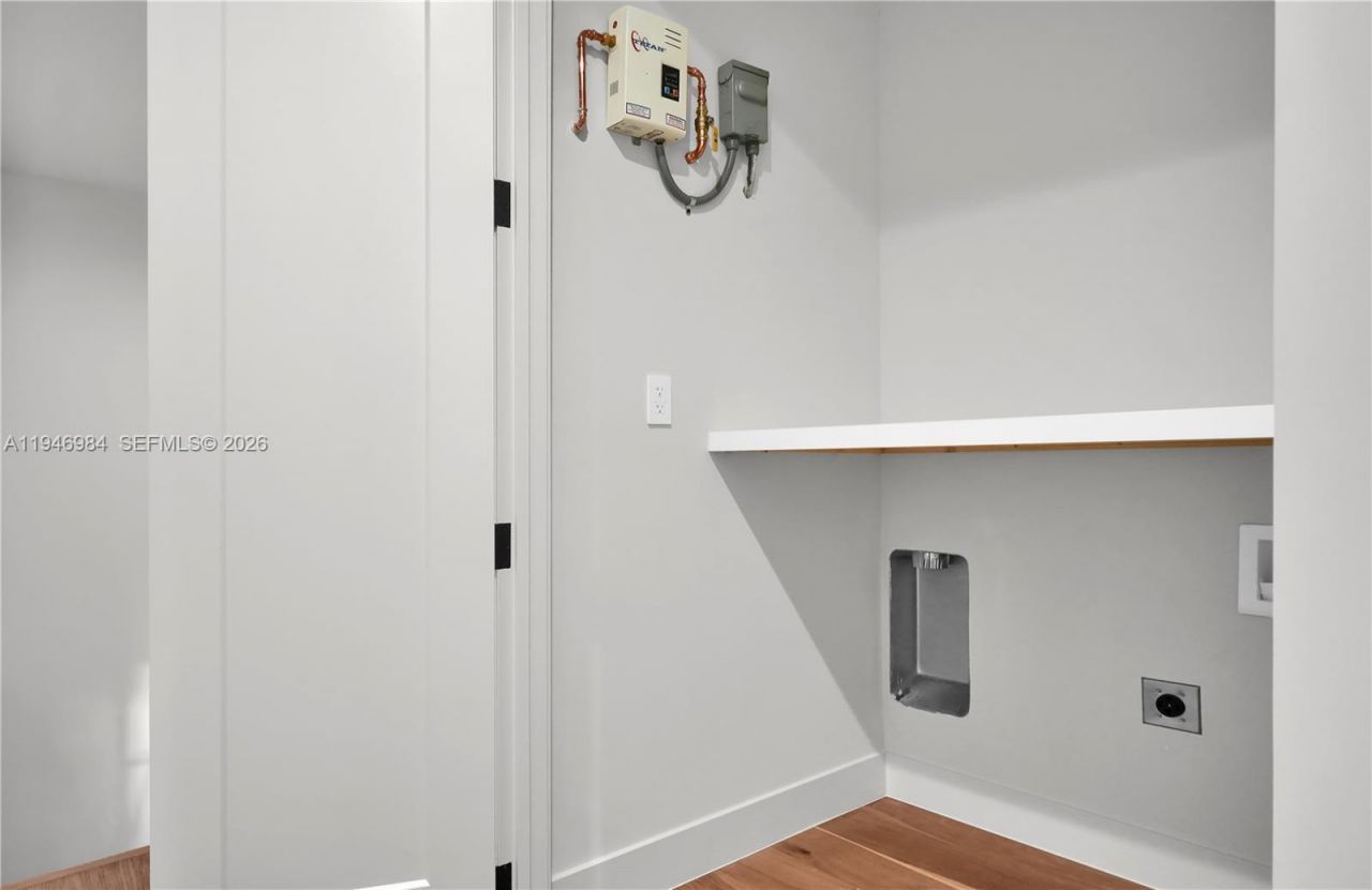 223 NW 51st St, Miami, FL 33127 Photo