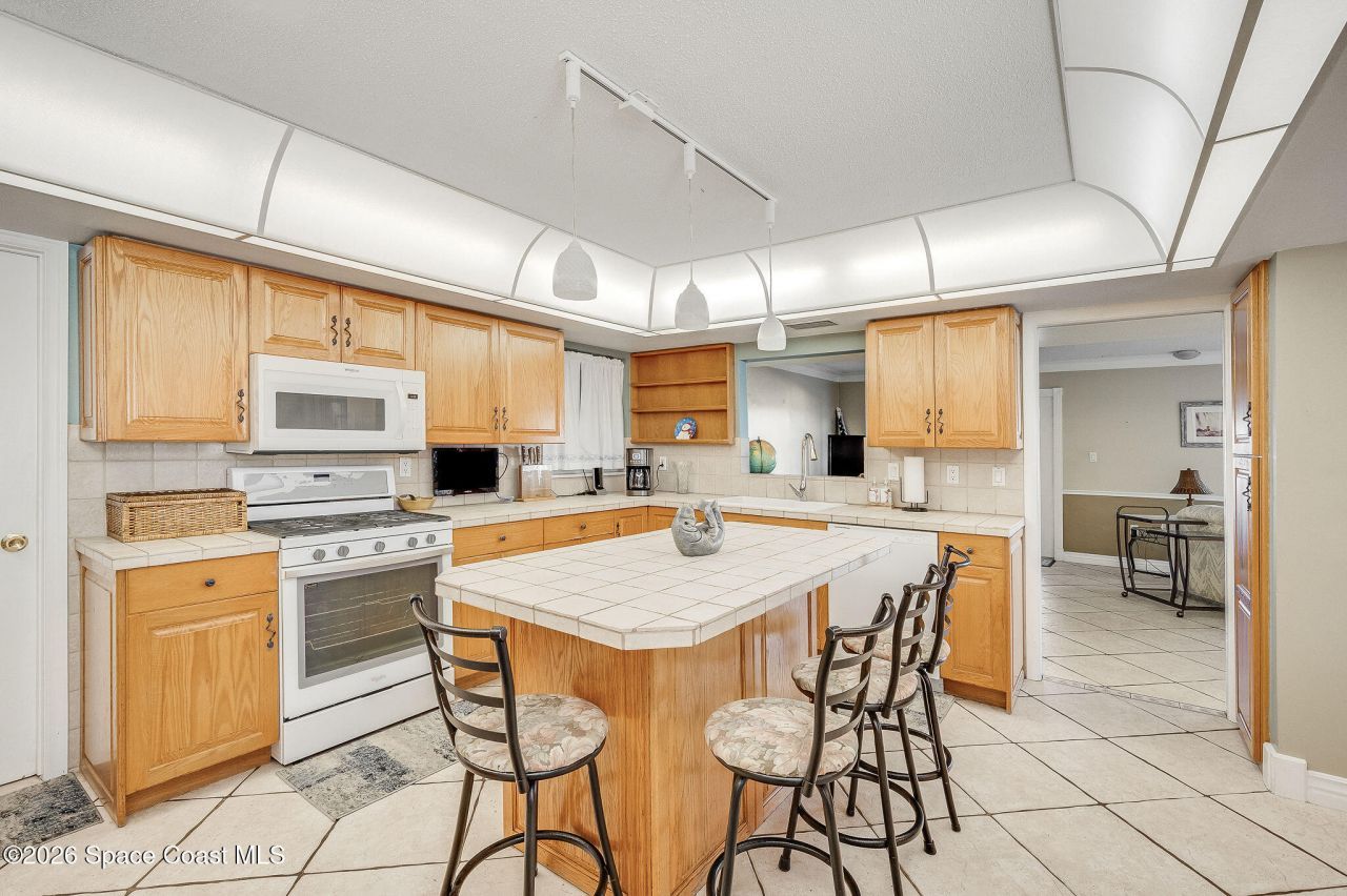 610 Paula Avenue, Merritt Island, FL 32953 Photo