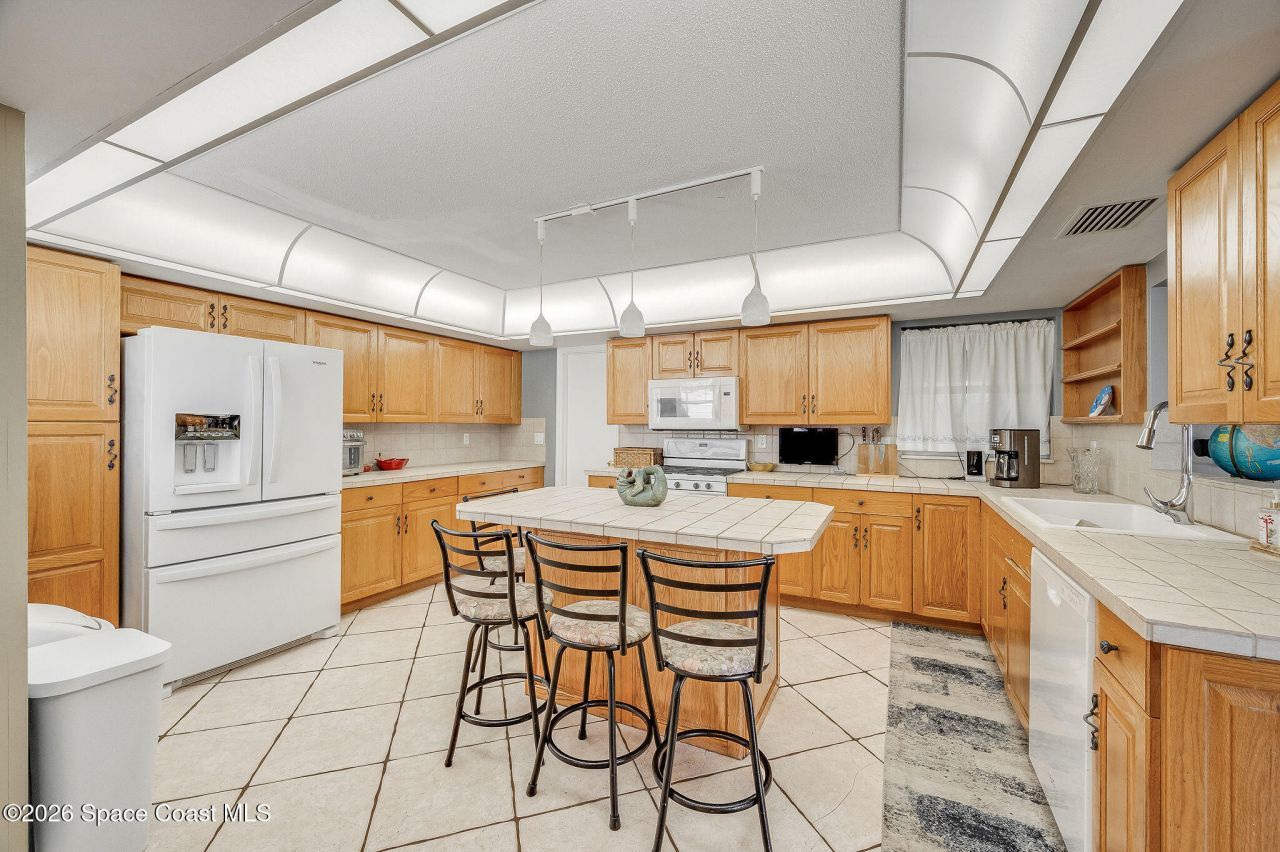 610 Paula Avenue, Merritt Island, FL 32953 Photo