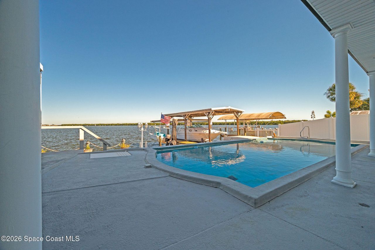 610 Paula Avenue, Merritt Island, FL 32953 Photo