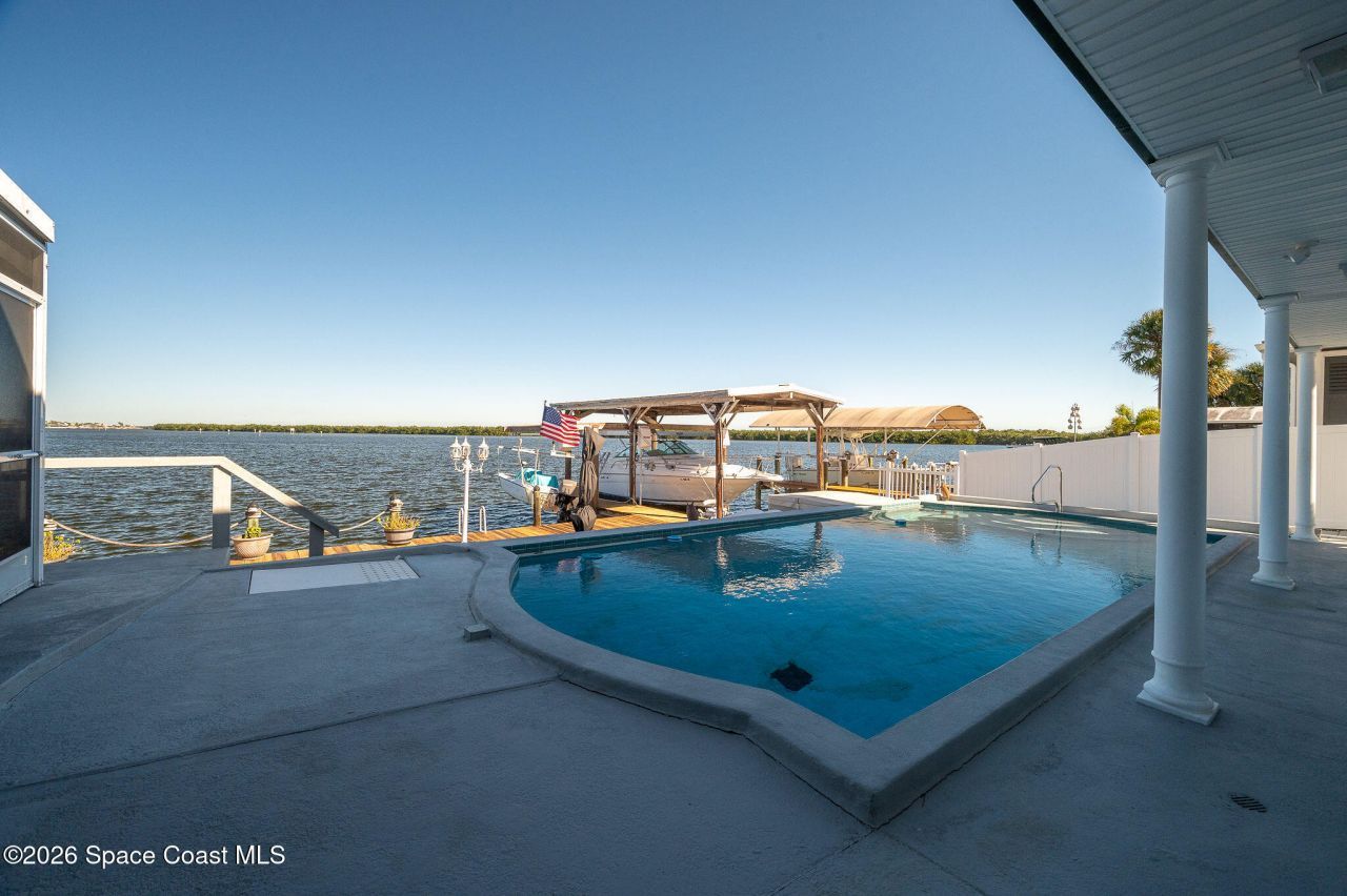 610 Paula Avenue, Merritt Island, FL 32953 Photo