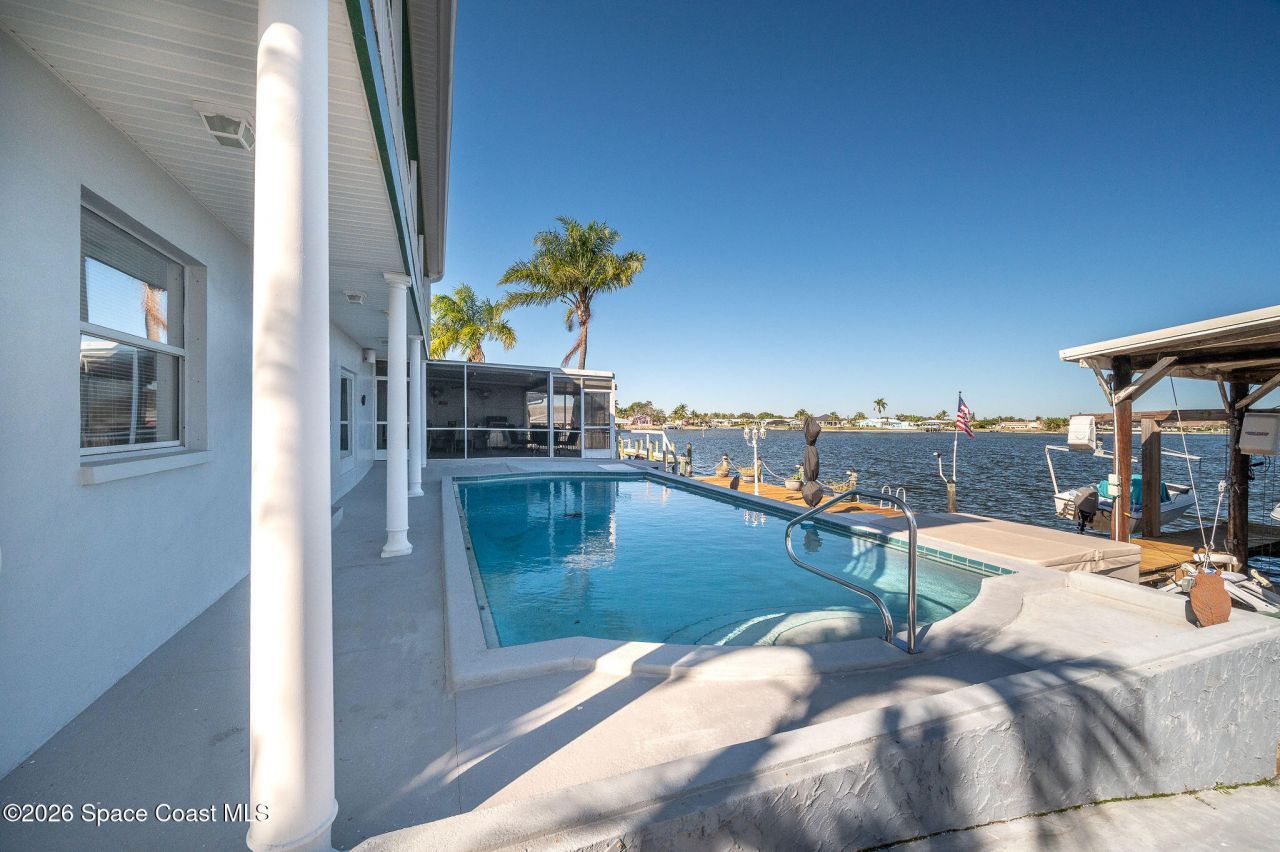 610 Paula Avenue, Merritt Island, FL 32953 Photo