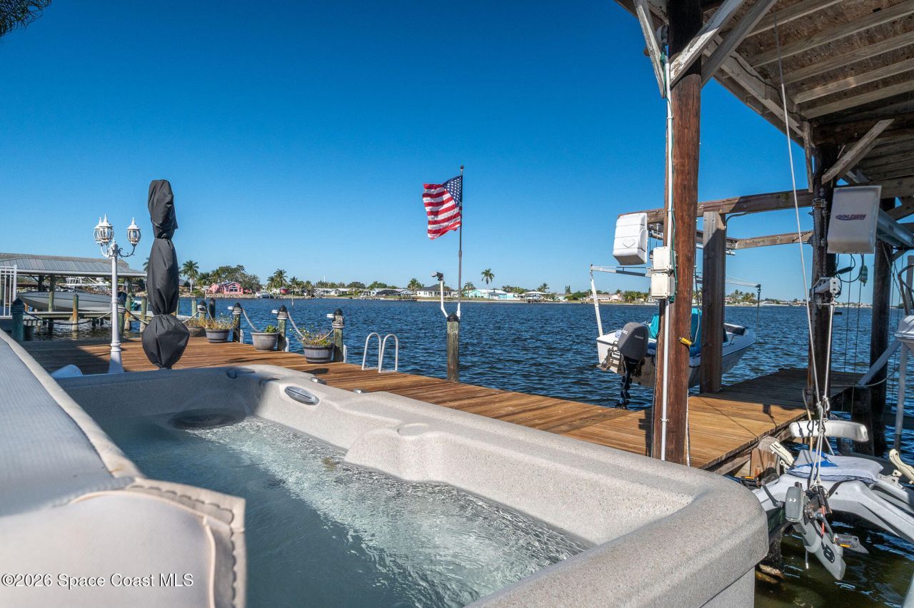 610 Paula Avenue, Merritt Island, FL 32953 Photo