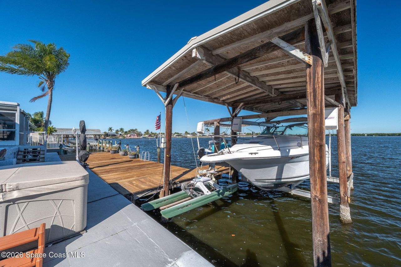 610 Paula Avenue, Merritt Island, FL 32953 Photo