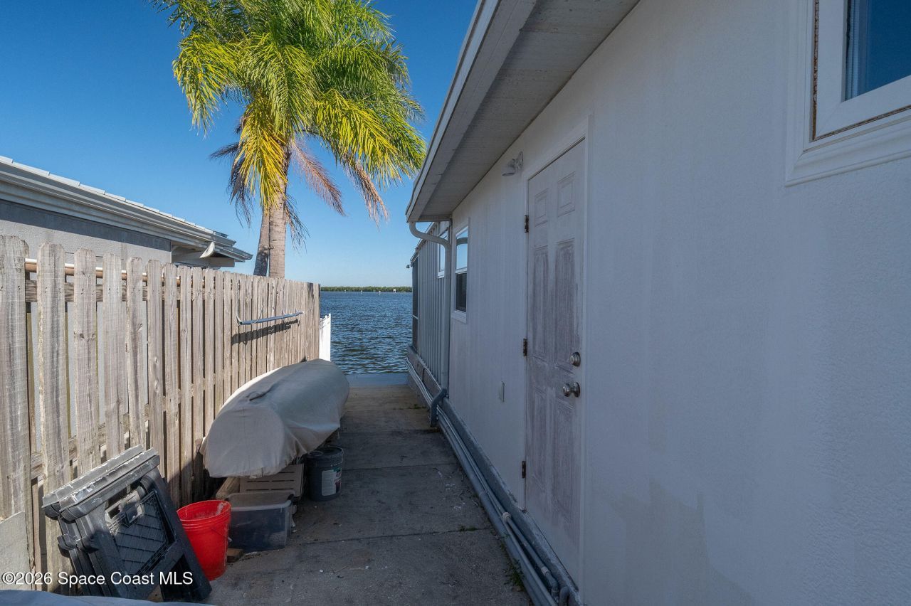 610 Paula Avenue, Merritt Island, FL 32953 Photo