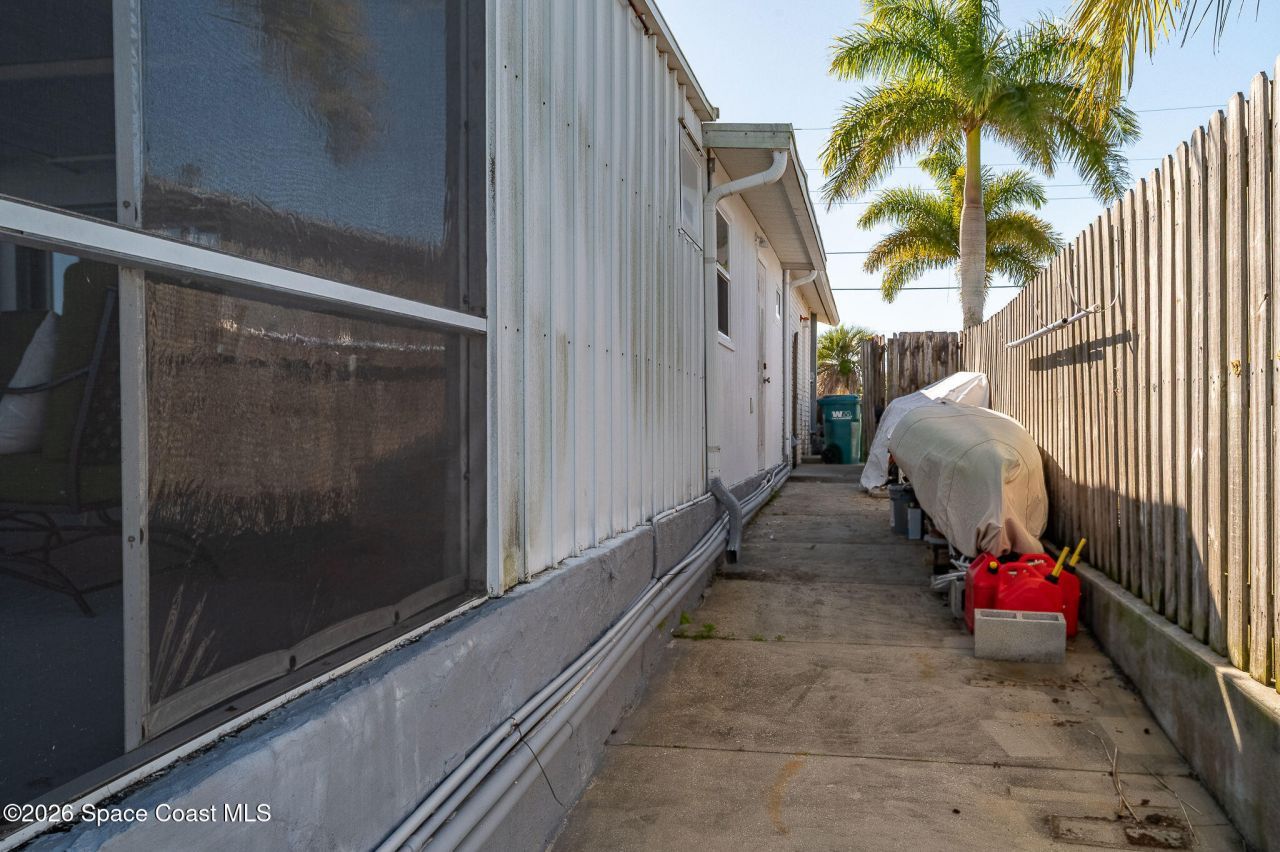 610 Paula Avenue, Merritt Island, FL 32953 Photo