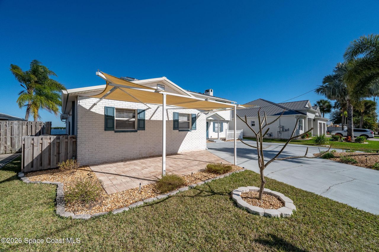 610 Paula Avenue, Merritt Island, FL 32953 Photo
