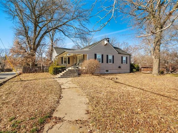 7200 Riverview Avenue, Kansas City, KS 66112