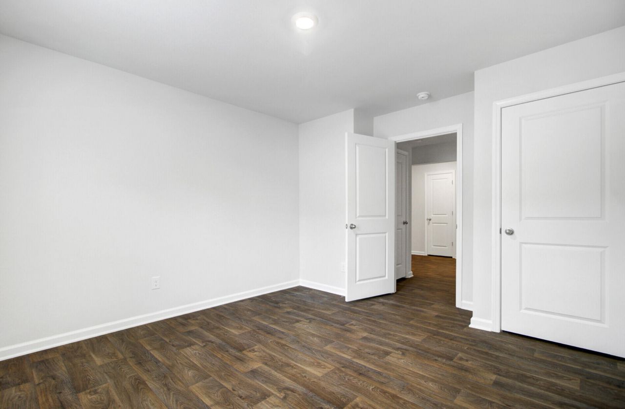 405 Brooks Drive Photo 28