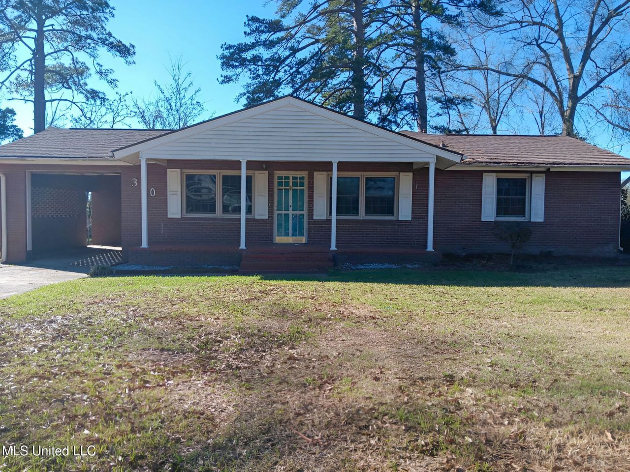 300 Wilson Drive, McComb, MS 39648 Main Photo