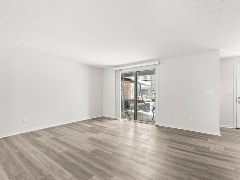 5107 Delancey Street, Columbus, OH 43220 Photo 8