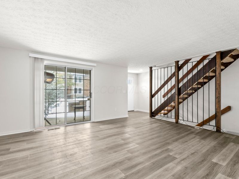 5107 Delancey Street, Columbus, OH 43220 Photo 9