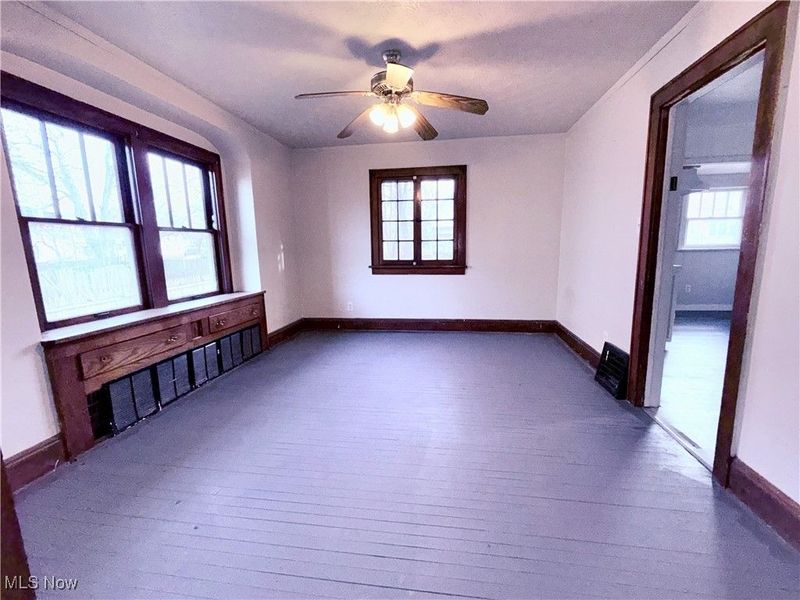 325 Grace Avenue, Akron, OH 44320 Photo 17