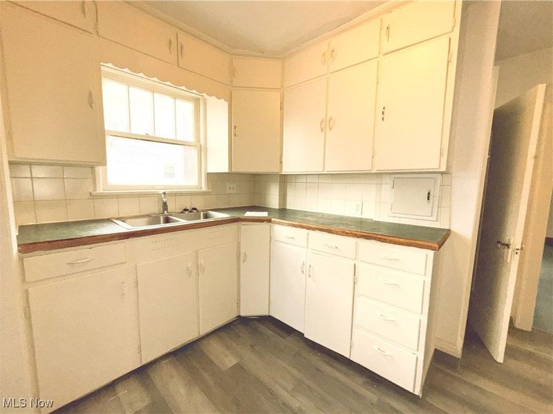 325 Grace Avenue, Akron, OH 44320 Photo 19