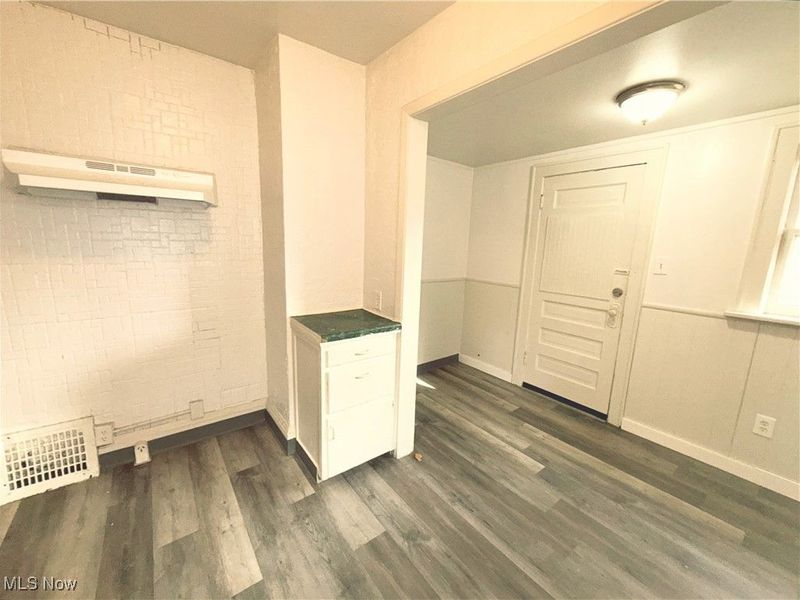 325 Grace Avenue, Akron, OH 44320 Photo 20