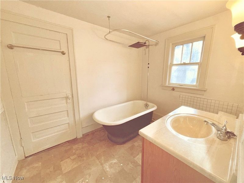 325 Grace Avenue, Akron, OH 44320 Photo 31