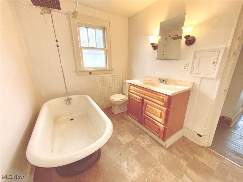 325 Grace Avenue, Akron, OH 44320 Photo 32