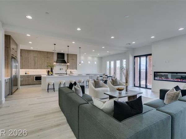 328 S Milan Street, Henderson, NV 89015