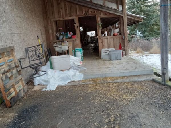 17208 E Blanchard Rd, Elk, WA 99009