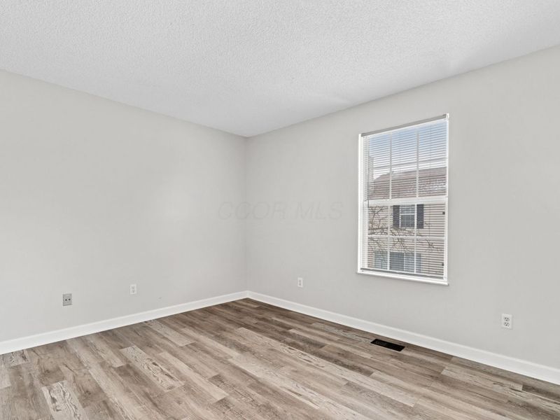 2542 Hyacinth Lane, Unit 32C, Columbus, OH 43235 Photo 28