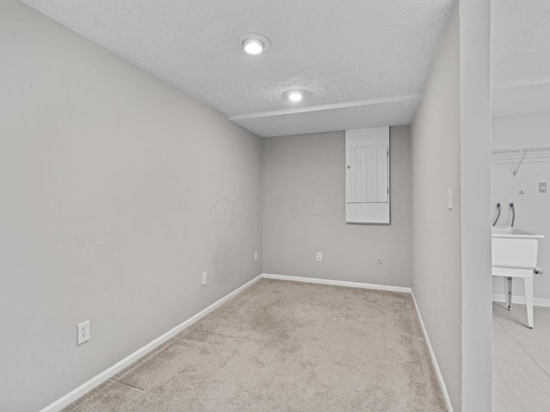 2542 Hyacinth Lane, Unit 32C, Columbus, OH 43235 Photo 35