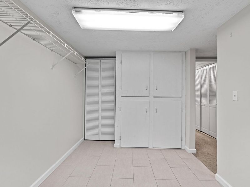 2542 Hyacinth Lane, Unit 32C, Columbus, OH 43235 Photo 37