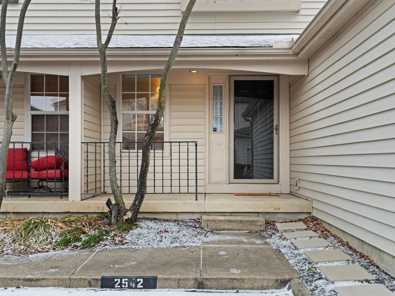 2542 Hyacinth Lane, Unit 32C, Columbus, OH 43235 Photo 4