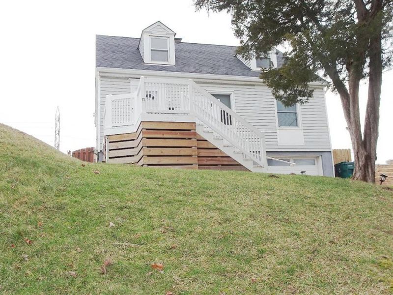 1527 Dana Avenue, Cincinnati, OH 45207 Photo 1