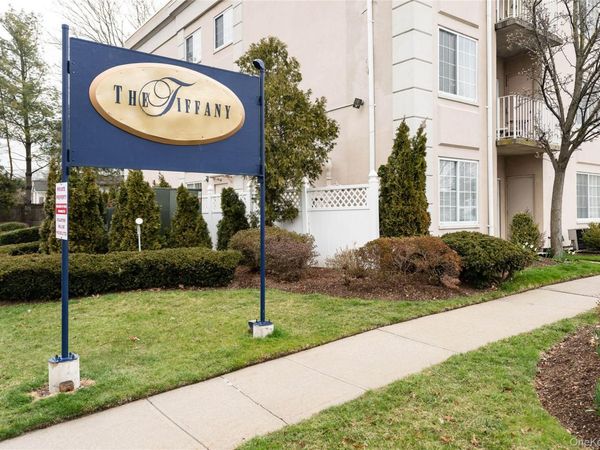 54 School Street, Unit 205, Westbury, NY 11590