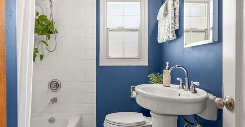 3077 Bertis Dr, Sacramento, CA 95821 Photo